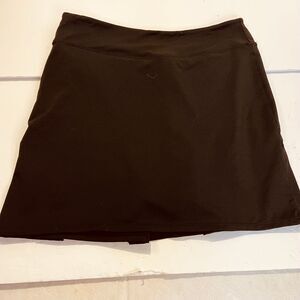 Honor Sleek &‎ Stylish Black Tennis Skort